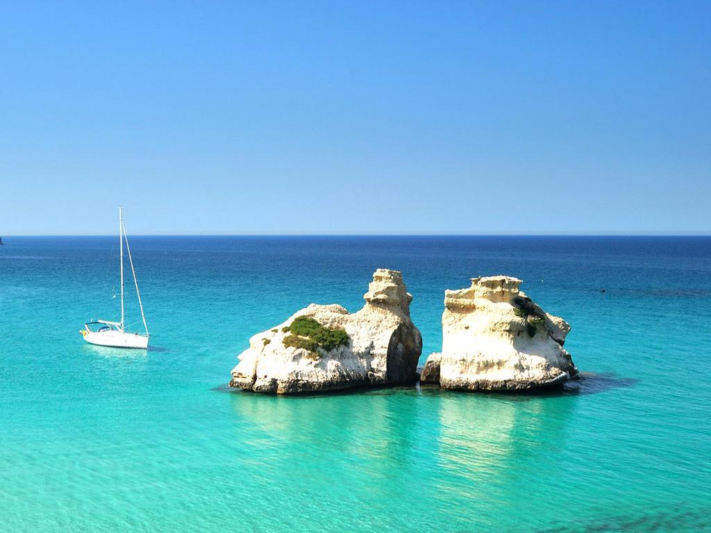 Idrusa Otranto Bagian luar foto